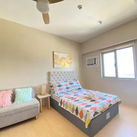 Sunvida Condo Across Sm City Cebu W/ Wifi And View